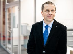 Marek Maciążek, Dyrektor